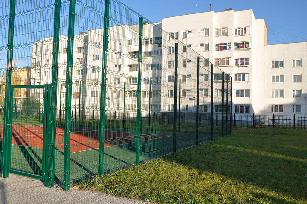 Забор для спортивных и детских площадок